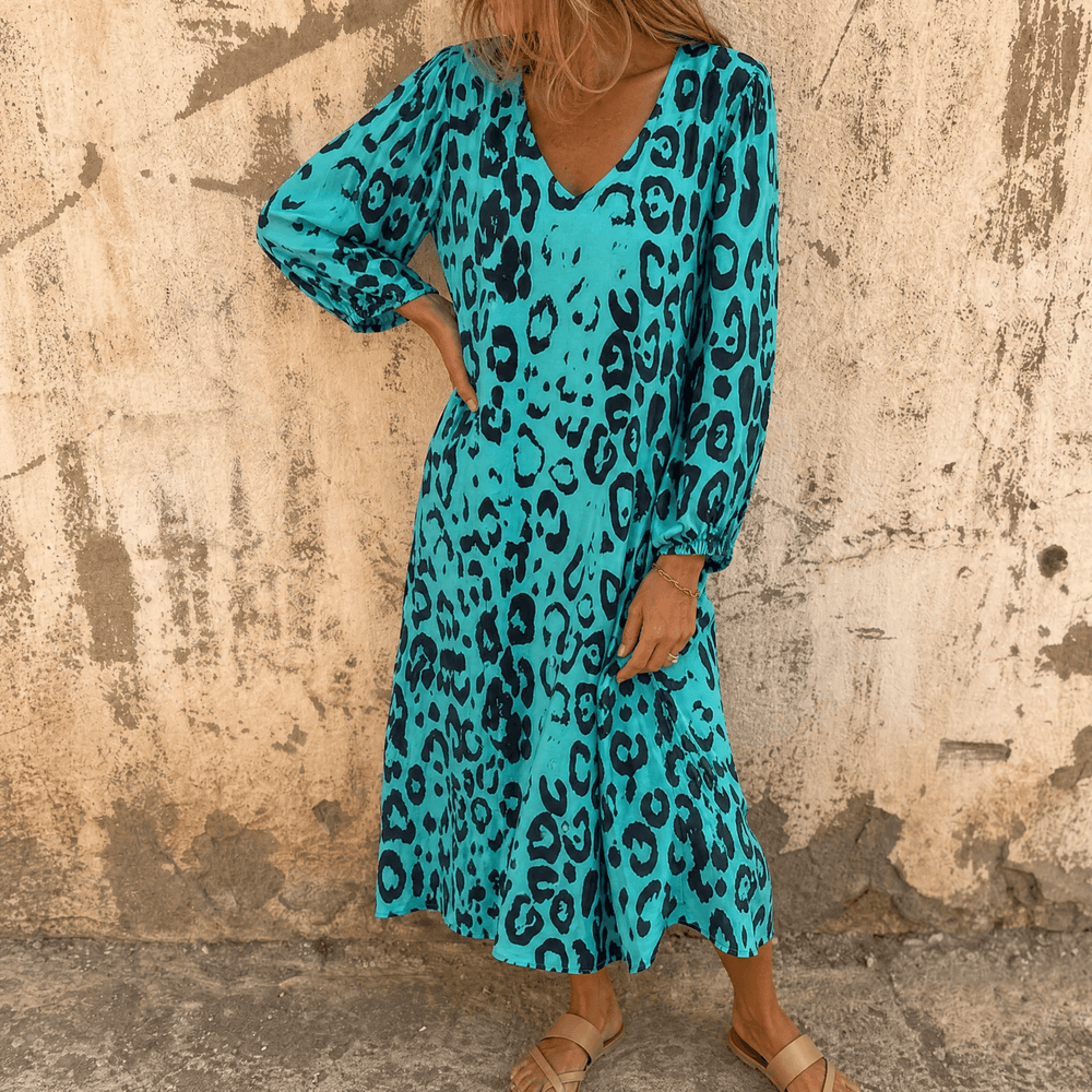 Vivara™ – Leopard Print V Neck Pocket Dress