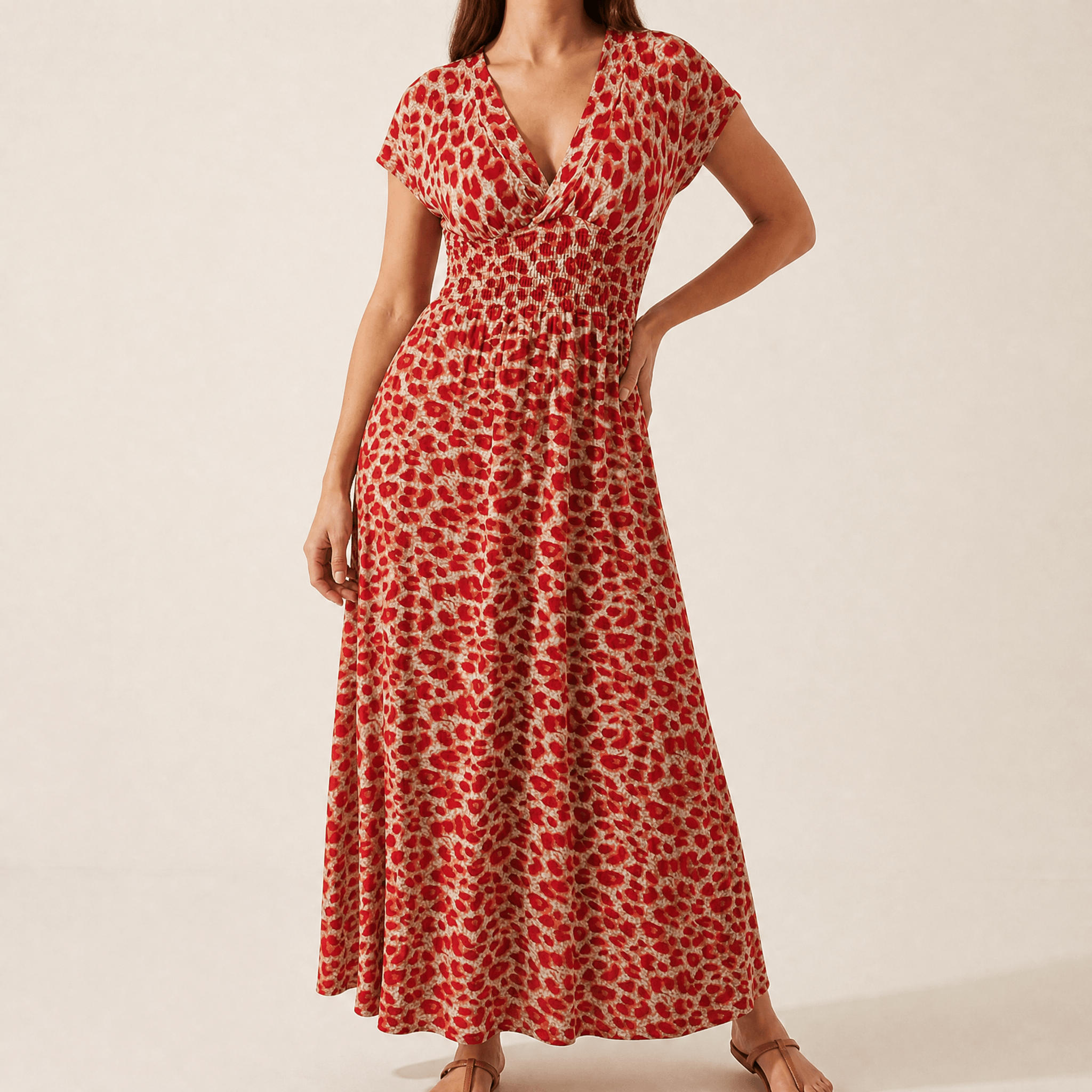 Vivara – Ruched Waist Leopard Maxi Dress